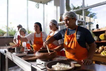 Escola de Gastronomia Social oferece cursos gratuitos profissionalizantes