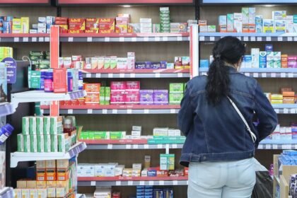 Anvisa lança painel para facilitar consulta de preços de medicamentos e identificar abusos