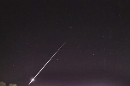 Estrela cadente rasga o céu de Santa Catarina por quatro segundos; veja vídeo