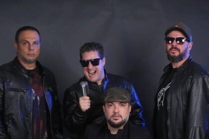 Show com a banda "Os Garotos de Riberpool" é atração no Hard Rock Cafe - Entretenimento