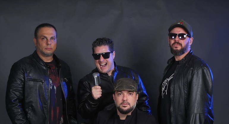 Show com a banda "Os Garotos de Riberpool" é atração no Hard Rock Cafe - Entretenimento