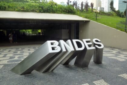 TCU arquiva processos sobre compras de participação na JBS pelo BNDES